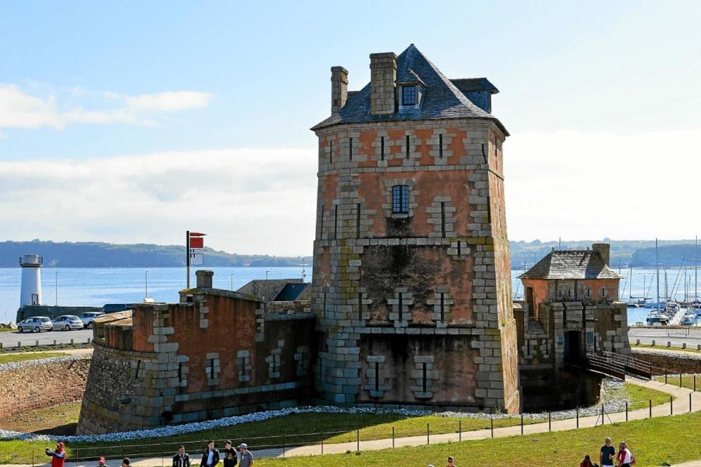 Maison Proche Du Bourg De Crozon Et Des Plages De Morgat Экстерьер фото